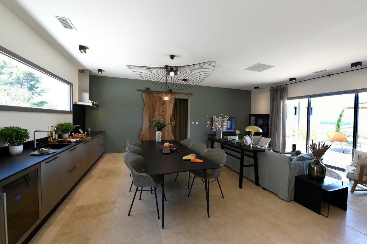 Les Loges En Provence "Villa Garrigue" 阿维尼翁新城 外观 照片